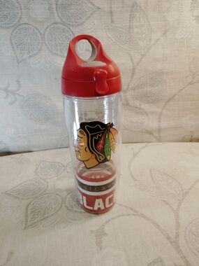 NHL Blackhawks Red Clear Plastic Water Bottle